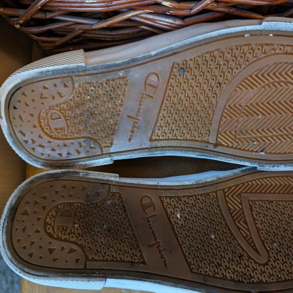 Champion slip on sneakers - almost new! - Picture 5 of 6